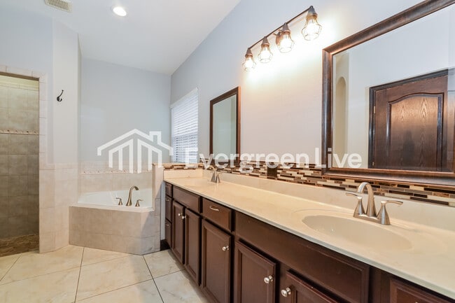 Building Photo - 1311 Banbridge Drive