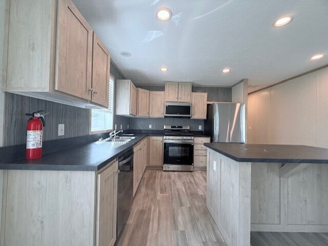 Building Photo - 29810 W Essex Ct