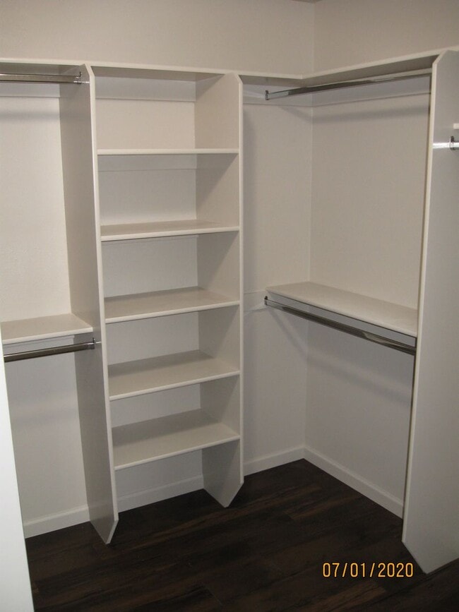 Building Photo - Must See 3 Bedroom with Fenced Yard!