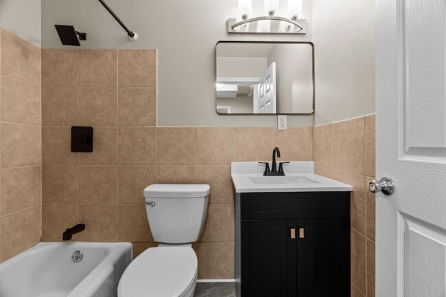 Building Photo - Stunning Brick Duplex with private partially finished basement in Kirkwood