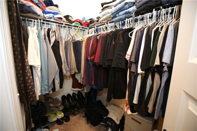 Building Photo - 126 Couper Way