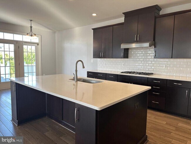 Building Photo - 23417 Longollen Woods Terrace