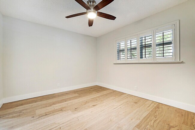 Building Photo - 1439 S Ocean Blvd