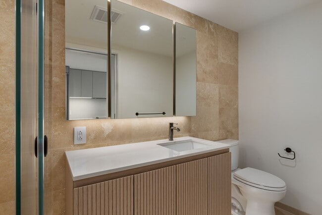 Building Photo - Brand New Luxury Studio at Park Ward Village | Ward Village
