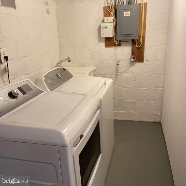 Building Photo - 2133 N Brandywine St