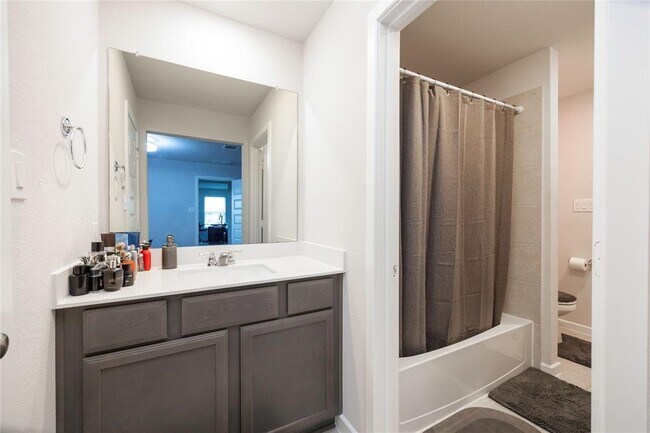 Building Photo - 7702 Kenora Wy