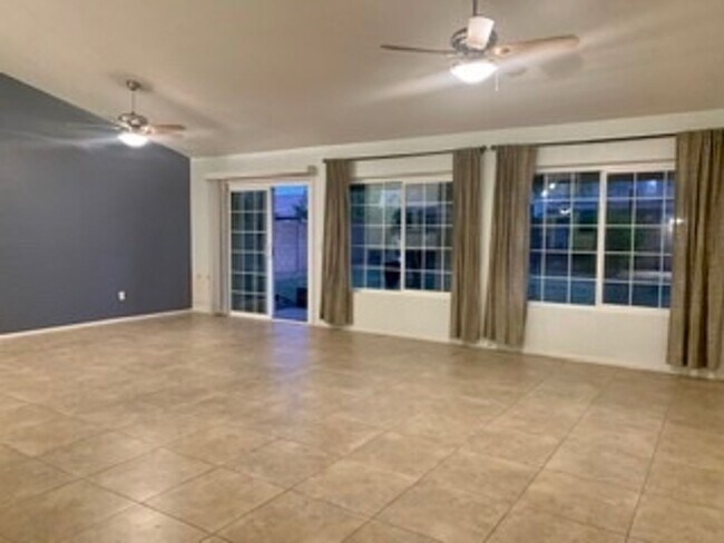 Building Photo - COMING SOON!! LOCATION! LOCATION! LOCATION! LOVELY 3 BEDROOM, 2.0 BATH SINGLE FAMILY HOME!