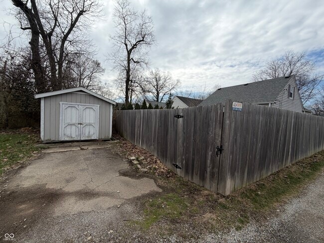 Building Photo - 6191 Crittenden Ave