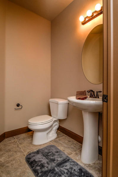 Building Photo - Washington Townhome in Washington