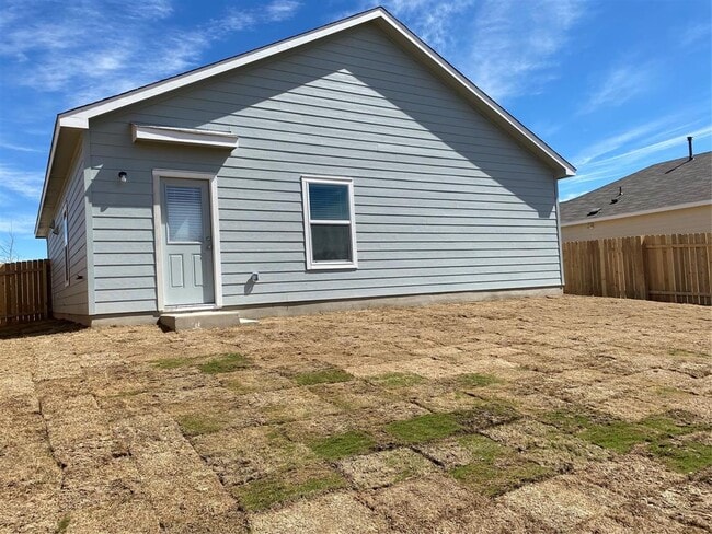 Building Photo - 600 Gabriels Bluff Dr