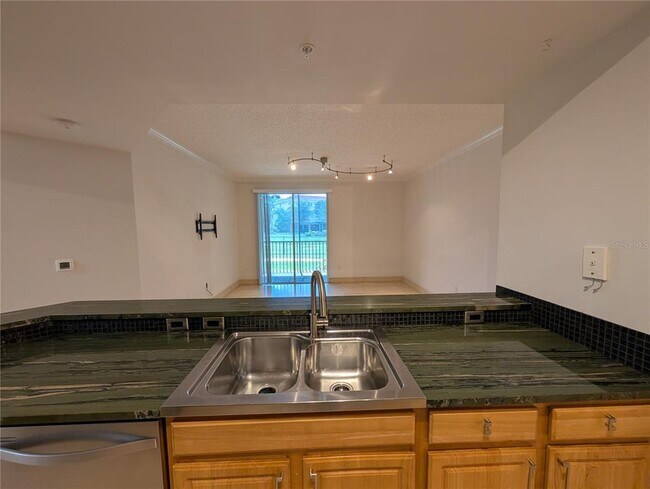 Building Photo - 5001 Baraldi Cir