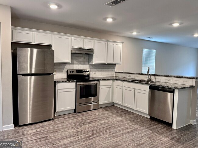 Building Photo - 4458 Pinscher St