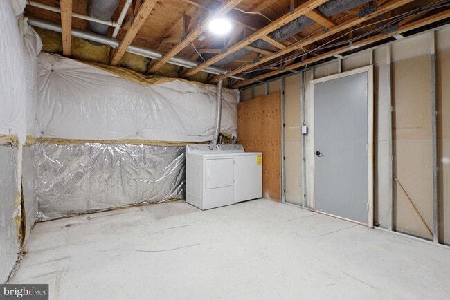 Building Photo - 6146 Kendra Way