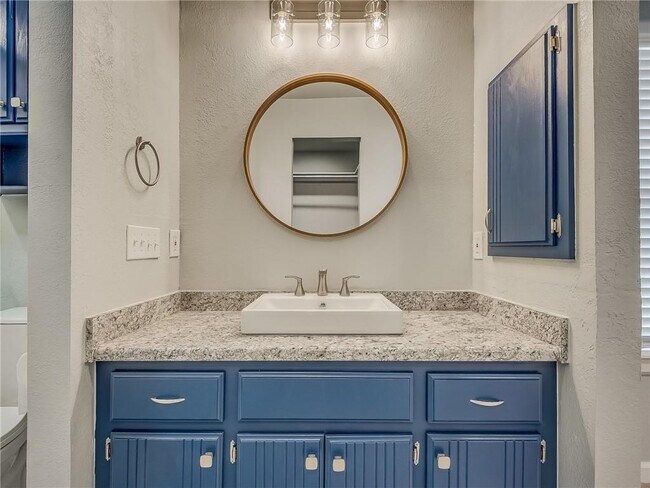 Building Photo - 13156 Marsh Ln