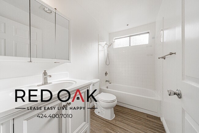 Building Photo - 4451 Vista Del Monte Ave