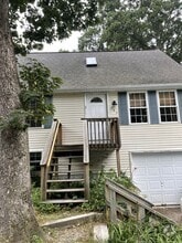 Building Photo - 183 Hunt Ave