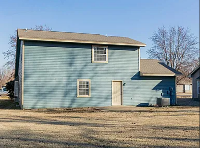 Building Photo - Spacious 3-Bedroom Home Near Oklahoma Stat...