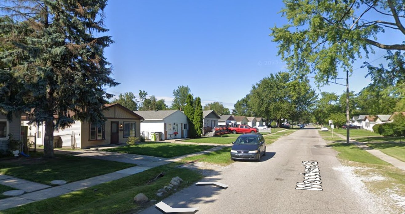 Building Photo - 20812 Woodward St