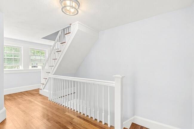 Building Photo - 48 Whitney Rd