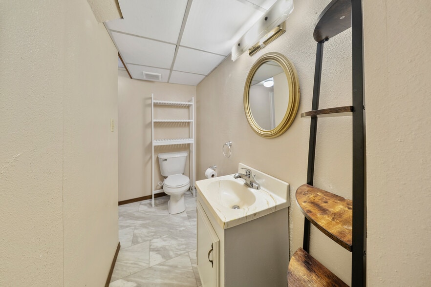 Lower level bathroom - 2405 W 28th St