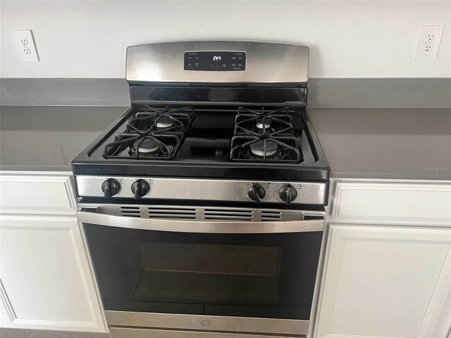 Building Photo - 5554 Braken Fern Wy