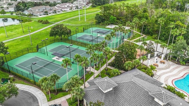 Building Photo - 3/2.5 Townhome W/ 2 Car Garage For Rent in the Highly Desirable Avalon Park Community