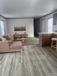 Building Photo - 3512 Kelly St