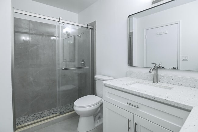 Building Photo - 1148 Summit Trail Cir