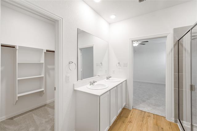 Building Photo - 4905 Woodloch Dr