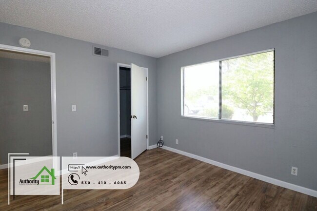 Building Photo - 965 Jamieson Ct