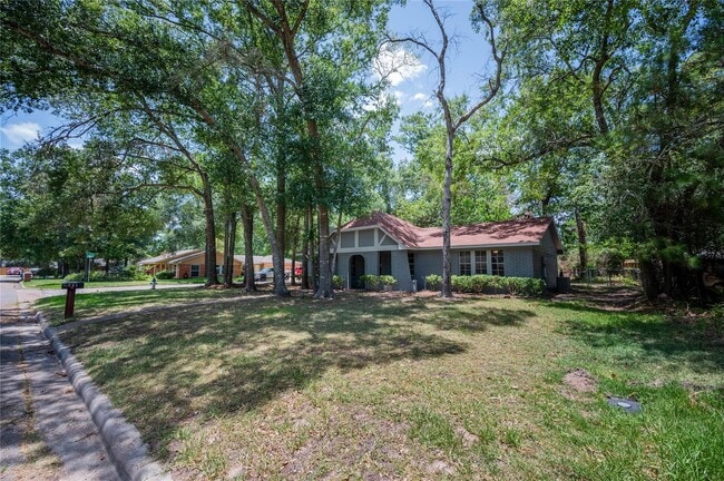 Building Photo - 201 S Ridgeway Dr