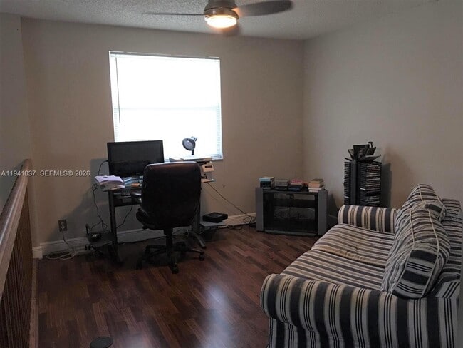 Building Photo - 9316 NW 8th Cir