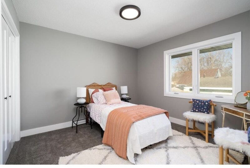 Building Photo - 4248 Regent Ave N