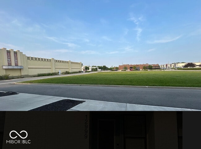 Building Photo - 12999 Moultrie St