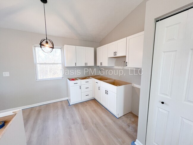 Building Photo - 2278 Golden Leaf Ln