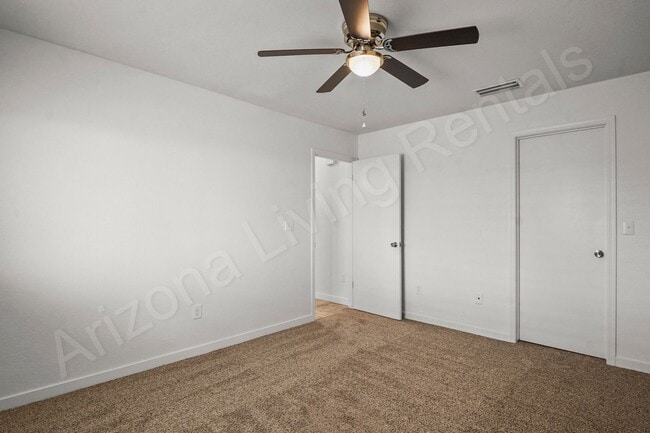 Building Photo - 2699 Smoketree Ave N