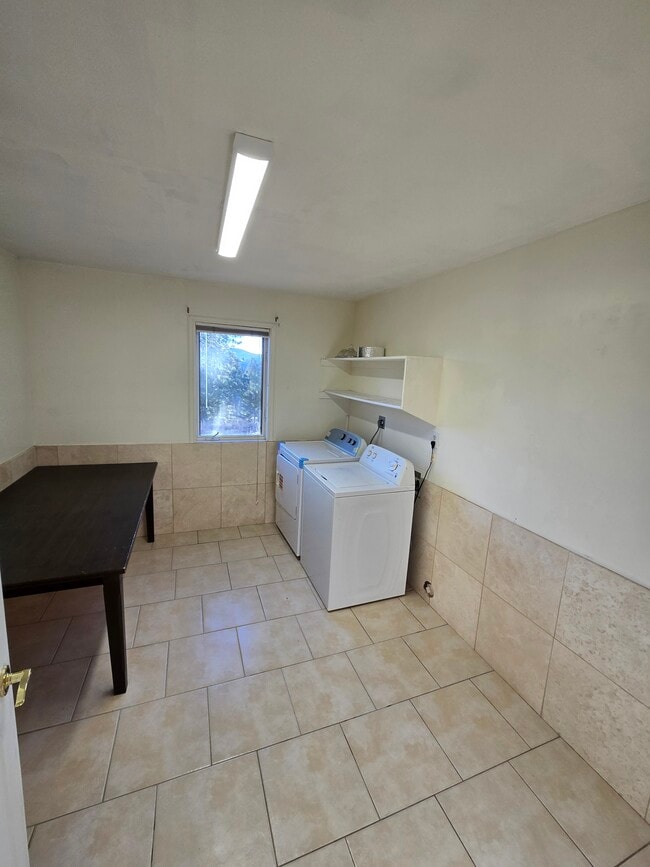 Building Photo - 6911 US-24