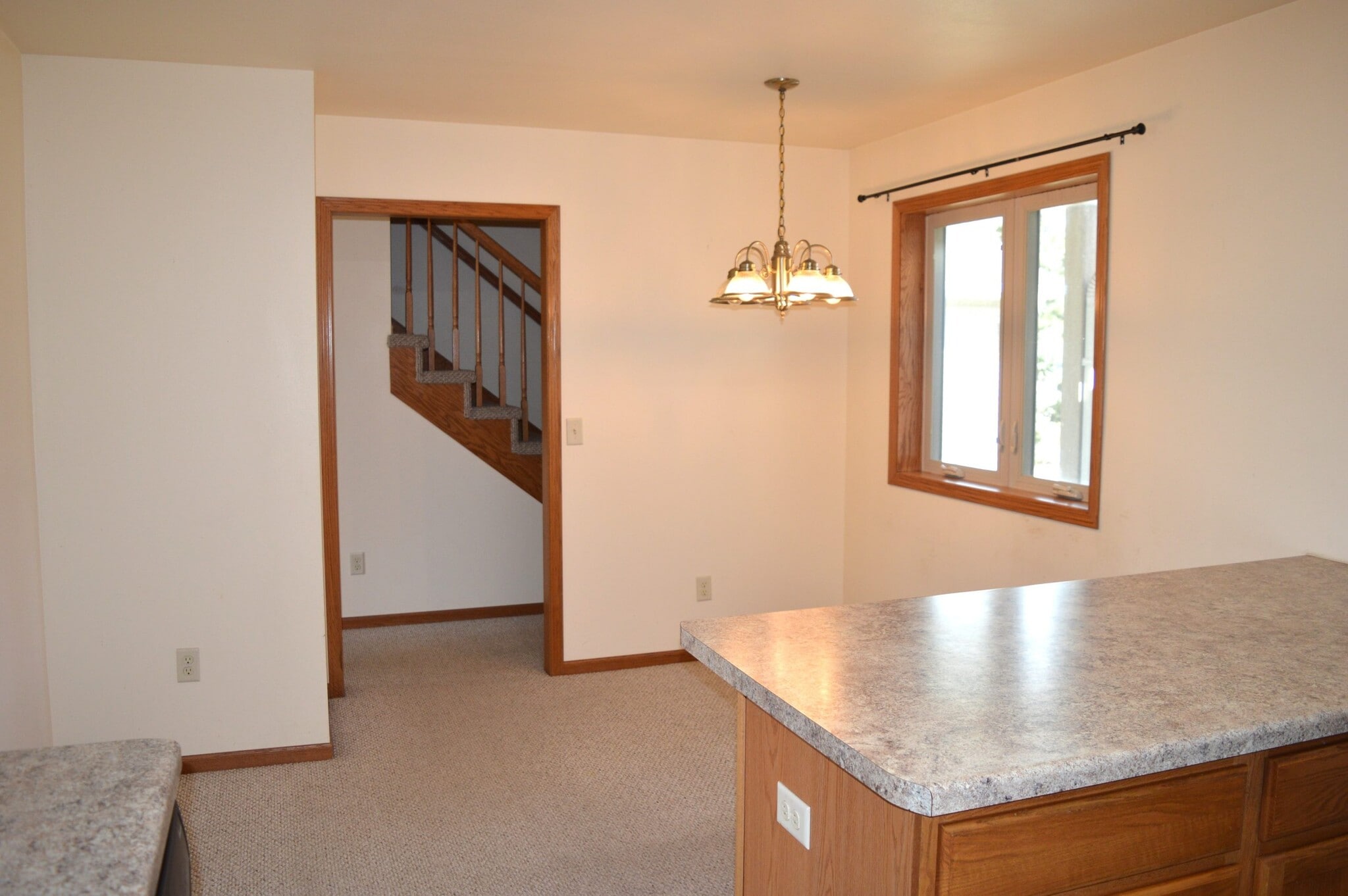 Building Photo - 1121 Union Rd