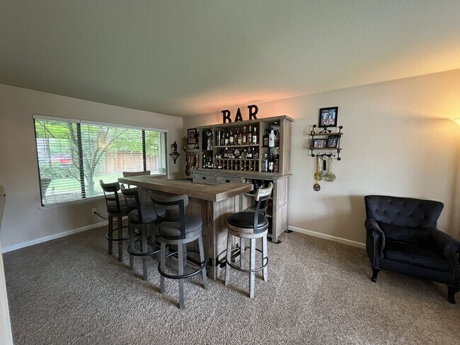 Building Photo - 434 Taggert Ct