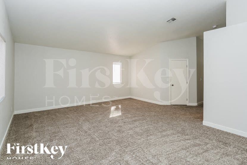 Building Photo - 7908 Olympus Ave