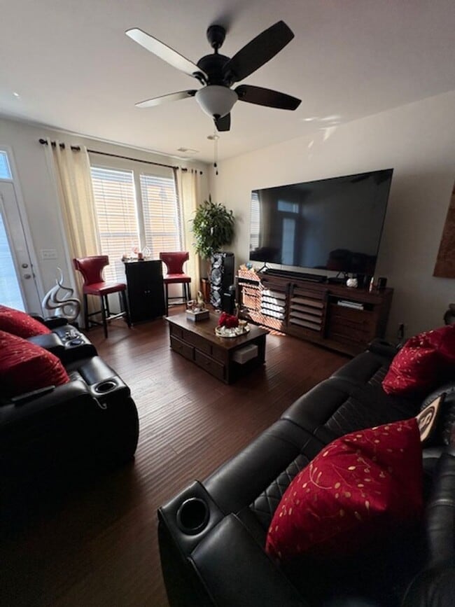 Building Photo - Newer Home for Rent