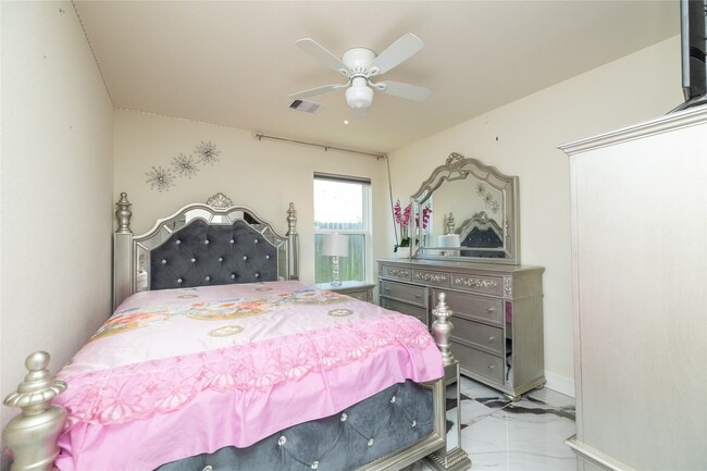 Building Photo - 22526 Threefold Ridge Dr
