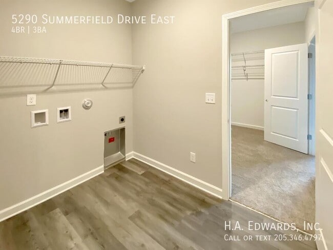 Building Photo - 5290 Summerfield E Dr