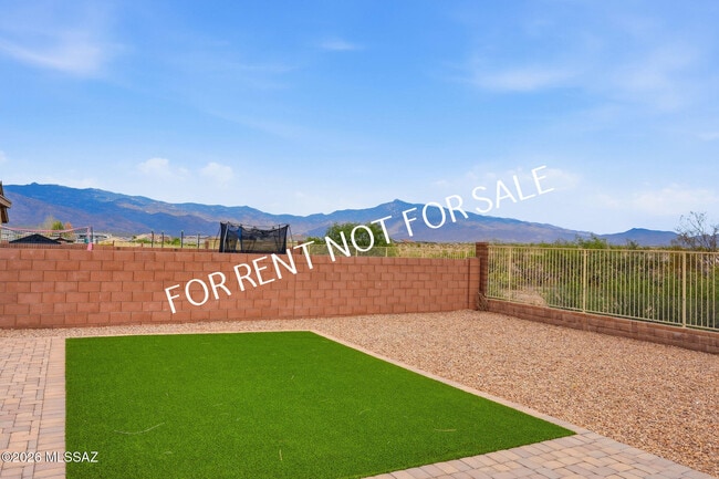 Building Photo - 8199 S Soltero Mine Dr