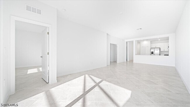 Building Photo - 14778 Martingale Pl