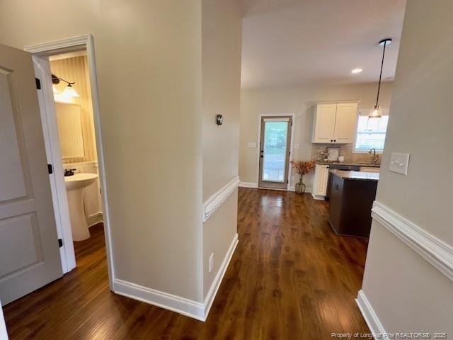 Building Photo - 527 Coxwold Pl