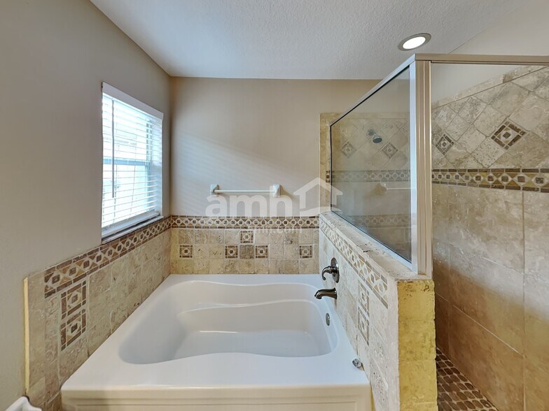Building Photo - 9029 Egret Cove Cir