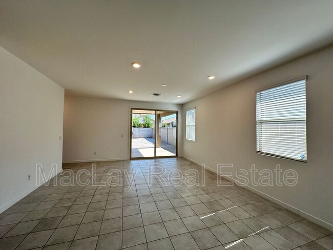 Building Photo - 25361 N 144th Dr