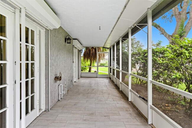 Building Photo - 7556 Stirling Rd