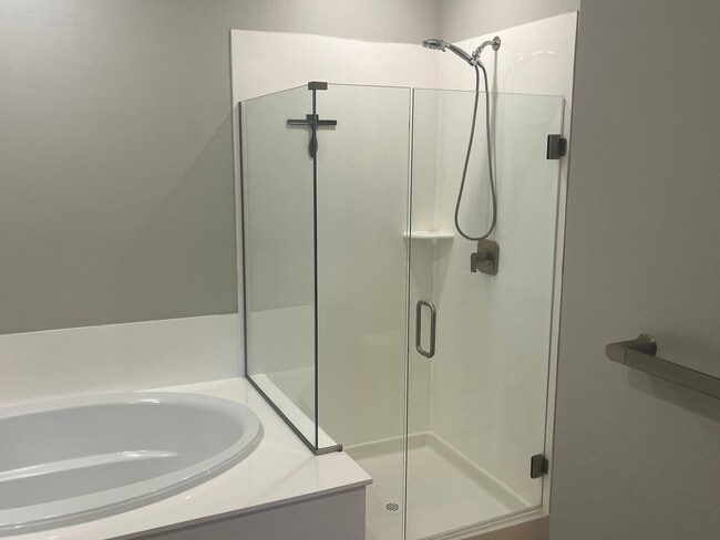 Building Photo - 17295 W Valentine St